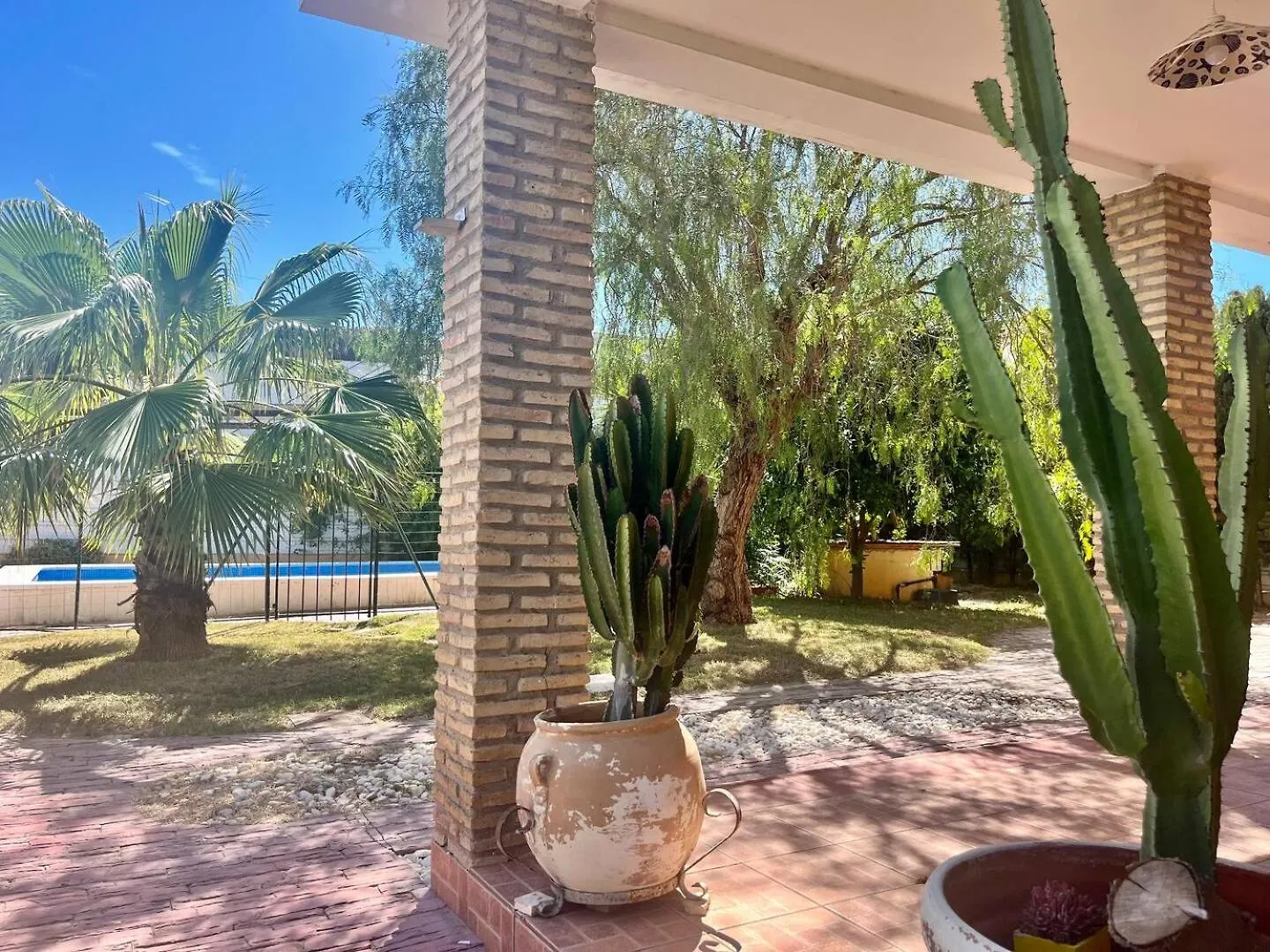 House Of Happiness Hotel El Puerto de Santa Maria Guest house