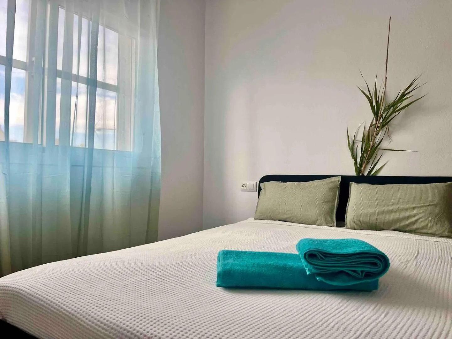 Guest house House Of Happiness Hotel El Puerto de Santa Maria
